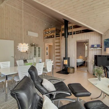 Casa de Férias Arold - 800m From The Sea In Djursland And Mols By Interhome Glesborg
