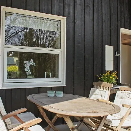 Casa de Férias Arold - 800m From The Sea In Djursland And Mols By Interhome Glesborg