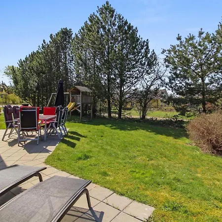 Hébergement de vacances Arold - 800m From The Sea In Djursland And Mols By Interhome *
